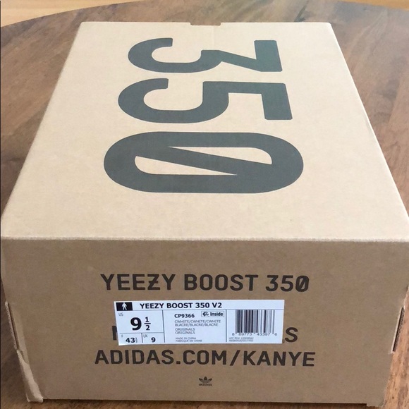 Yeezy Boost 350 V2 Triple White